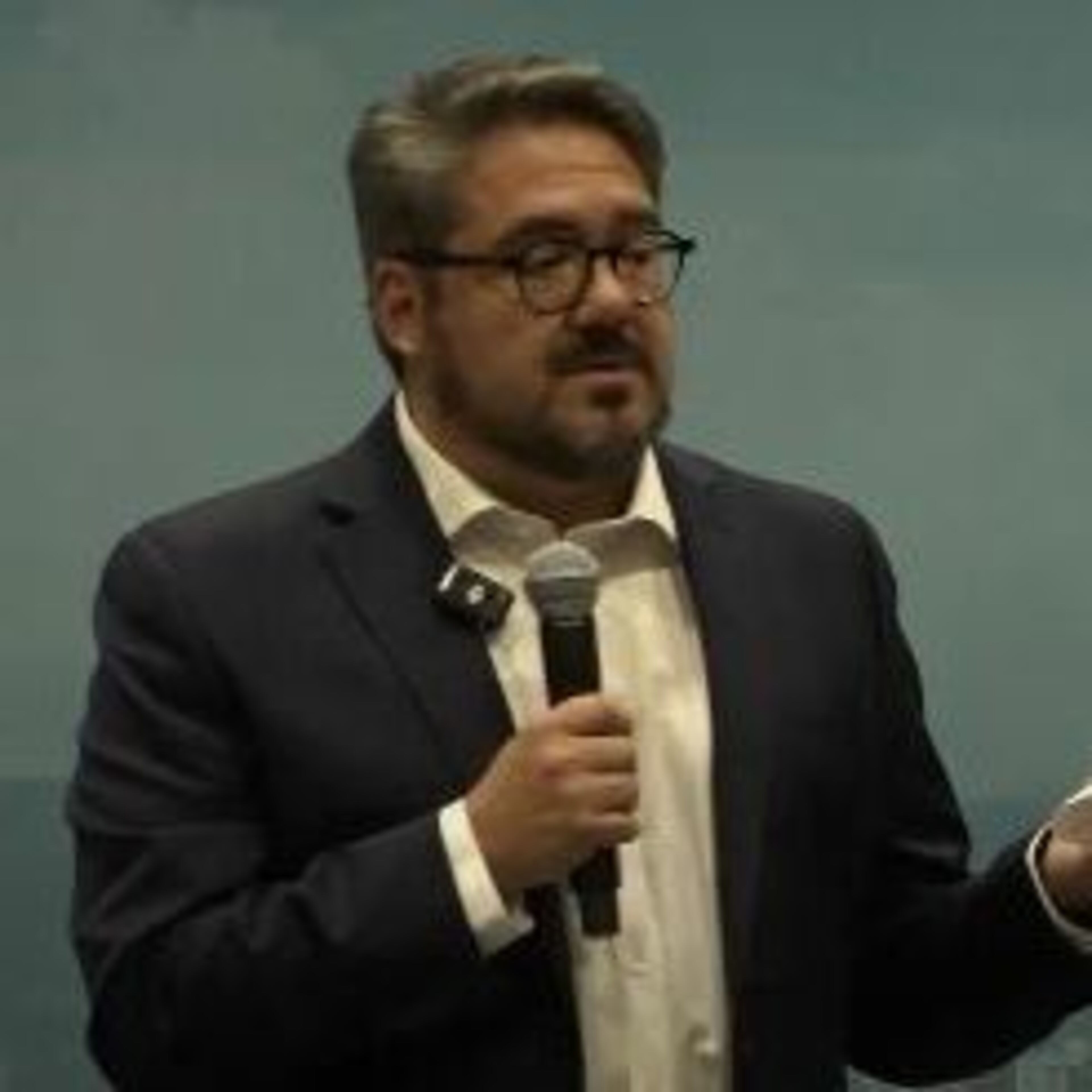 Desarrollo profesional a través de la amabilidad, la empatía y la confianza image