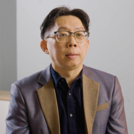Membangun jaringan strategis dengan Centers of Influence (COI) [Ng Che Fung Damian] 