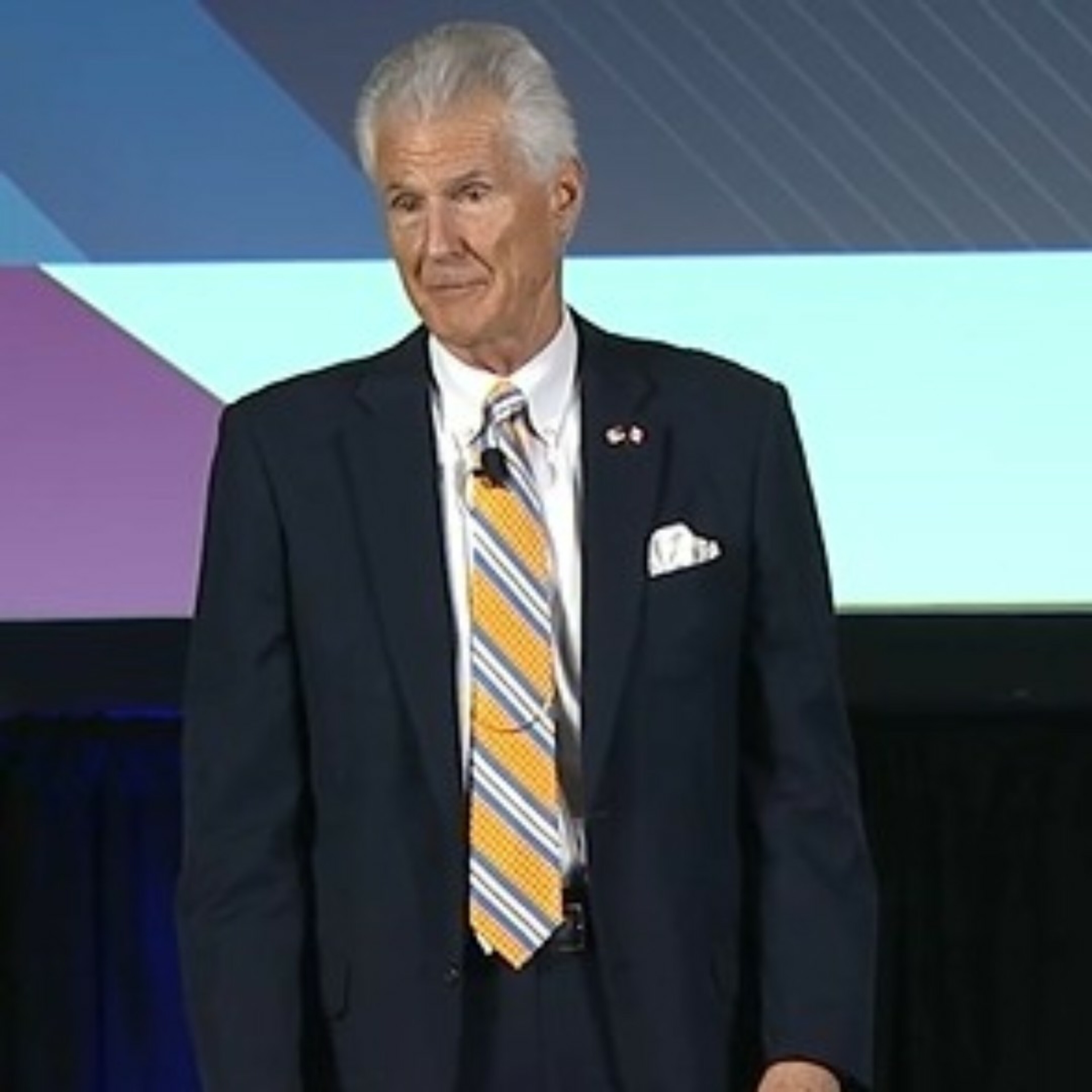 Alternative retirement income strategies for HNW clients image