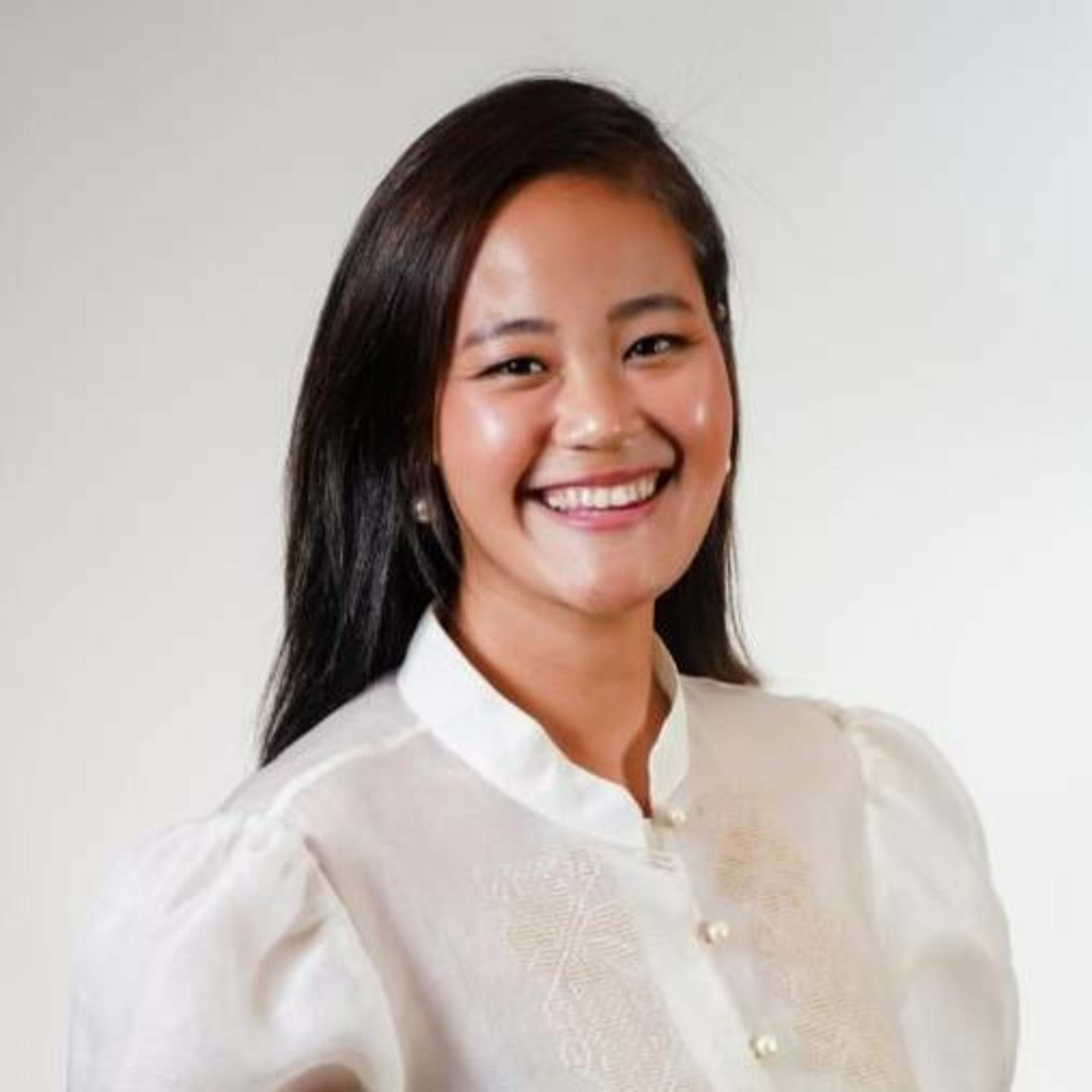 Cultivating genuine relationships with prospects and centers of influence [Christianne Santos]