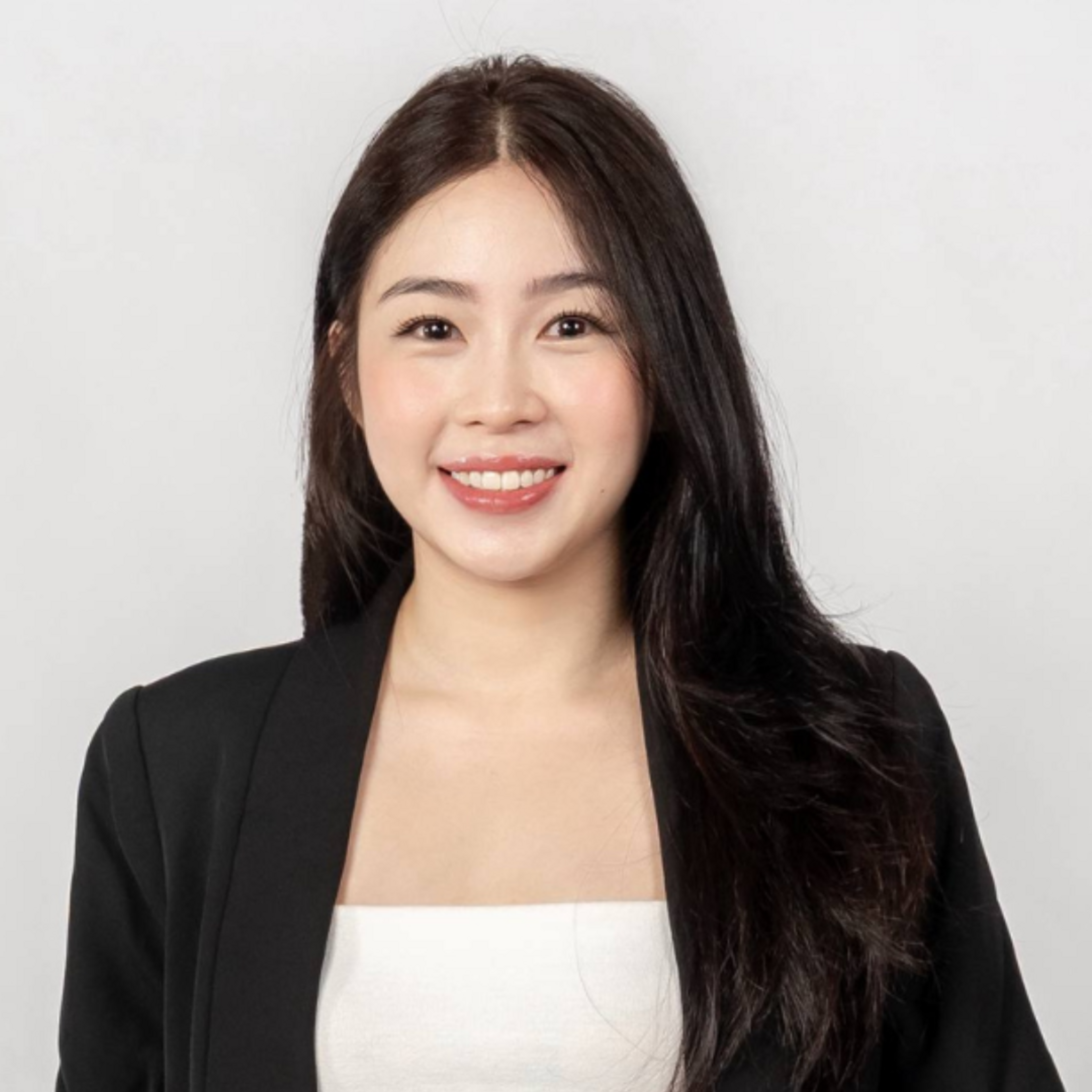 Turning one-time transactions into long-term client relationships [Jouyee Lee]