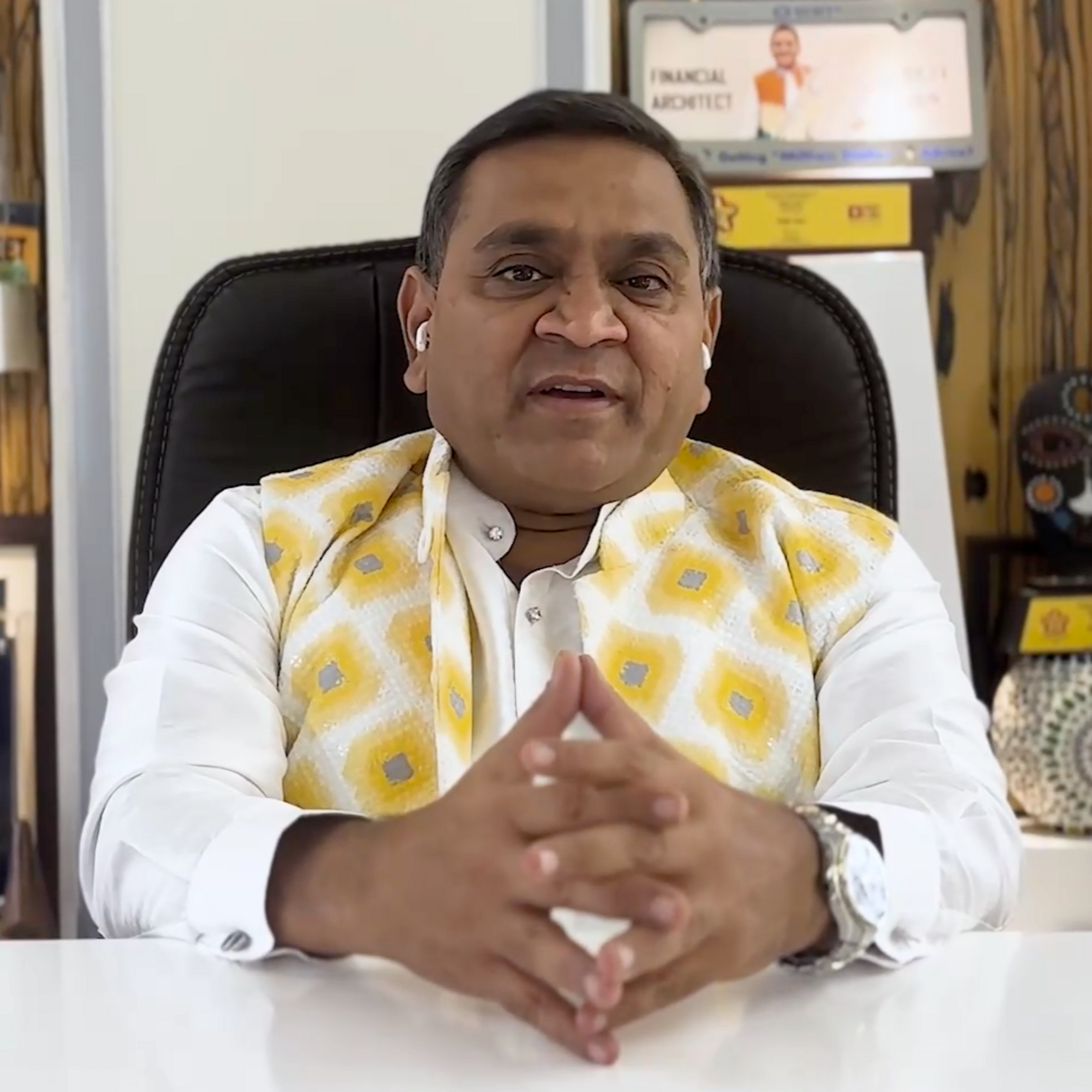 How to breakdown financial insurance concepts and products for clients in India